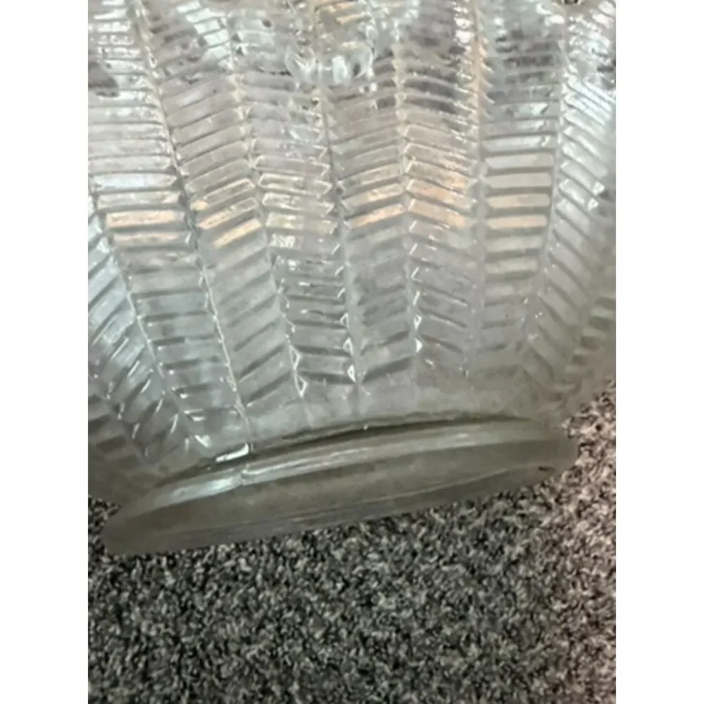 vtg LE smith clear glass feather pattern basket with handle